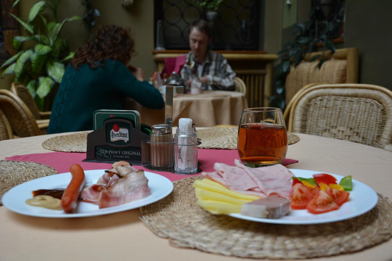 Hostel Sklep Прага Экстерьер фото